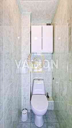 Продаж Квартира 1-кімнатна, 16/16 поверх на Ялтинская ул., 15 Київ