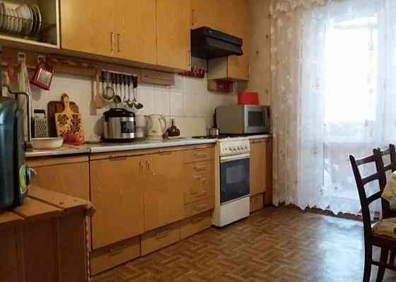 Оренда Квартира 3-кімнатна, 1/16 поверх на Вишняківська, 9 Киев