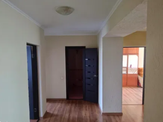 Продаж Квартира 3-кімнатна на ул. Центральная, 39 Fontanka