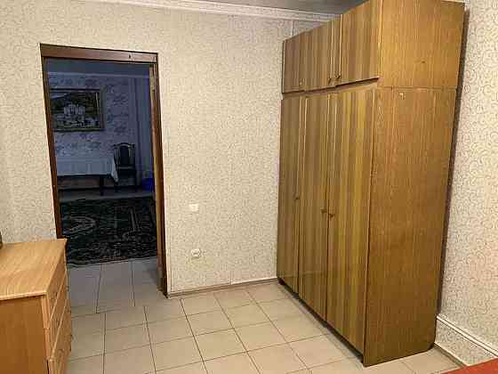 Оренда Квартира 3-кімнатна, 1/3 поверх Київ