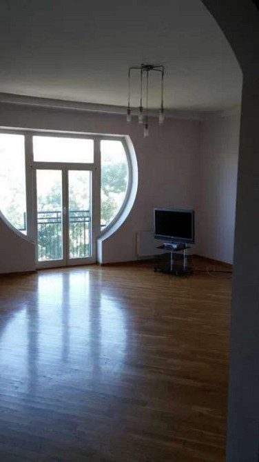 Оренда Квартира 3-кімнатна, 7/7 поверх на ул. Назаровская Київ - фото 2