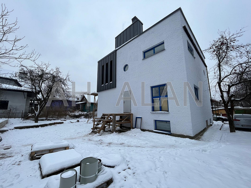 Продаж Будинок 5-кімнатний на Газопровідна вул., 2 Київ - фото 1