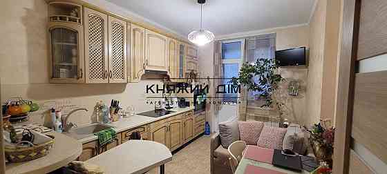 Продаж Квартира 1-кімнатна, 11/25 поверх на Чавдар Єлизаветы ул. Kiev