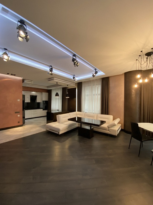 Продаж Квартира 2-кімнатна, 4/22 поверх на Генуэзская ул., 1 Одесса - изображение 1