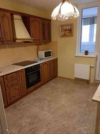 Оренда Квартира 1-кімнатна, 18/26 поверх на Соломії Крушельницької Kiev