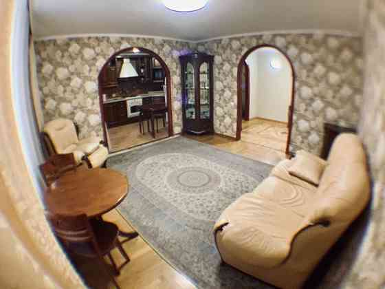 Оренда Квартира 3-кімнатна, 9/11 поверх на Ахматовой Анны ул. Киев