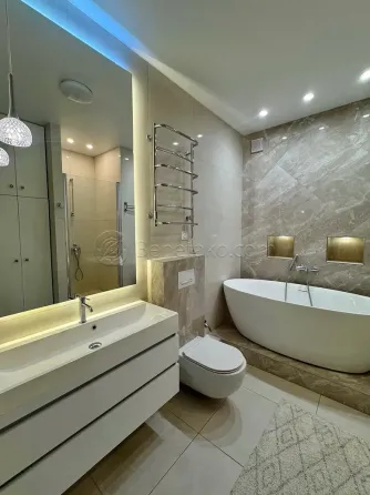 Оренда 3к Квартира 65 кв.м Среднефонтанская, 19 Одеса