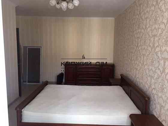 Оренда Квартира 1-кімнатна, 5/7 поверх на Лебедева Академика ул. Київ