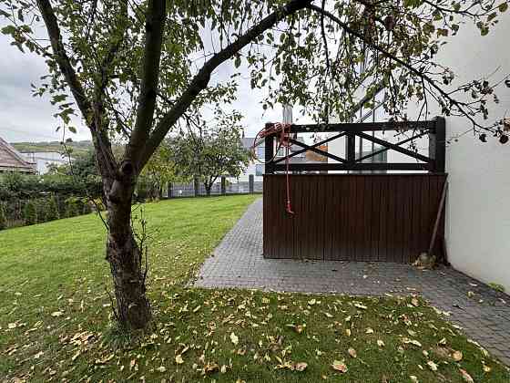 Продаж 2-поверховий Будинок з ділянкою 6 сот 200 кв.м 4 кімн.  Винники