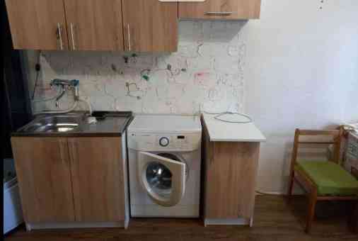 Продам 1 комнатную квартиру на лен .поселке Одесса