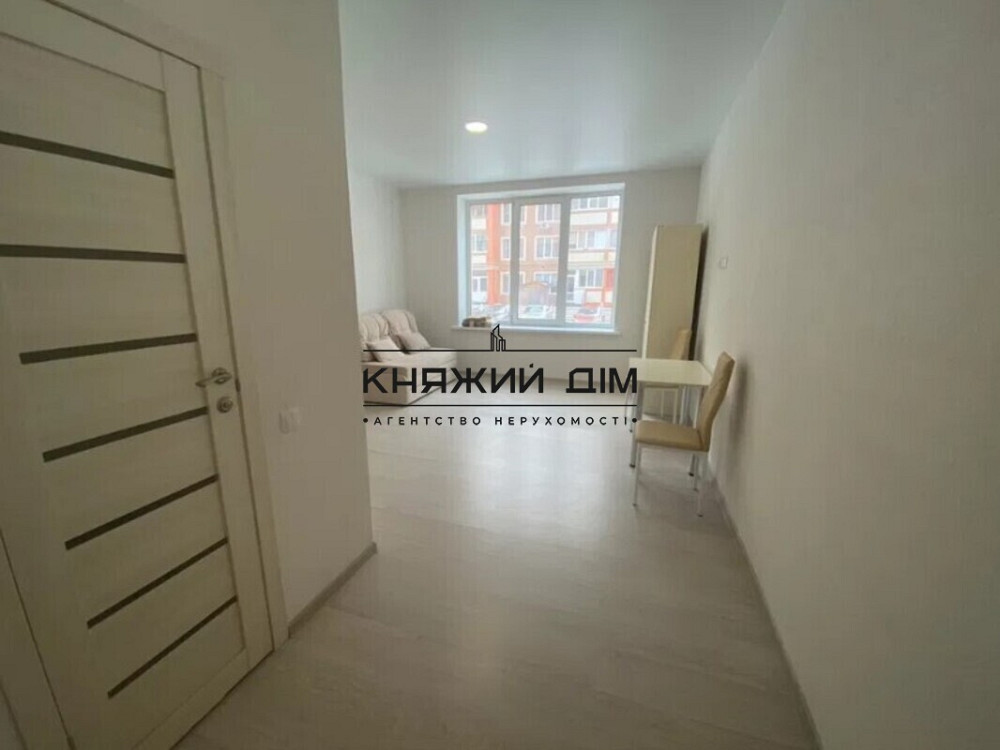 Отличная однокомнатная квартира студия в ЖК Затишном..Код: 21127999  - фото 4