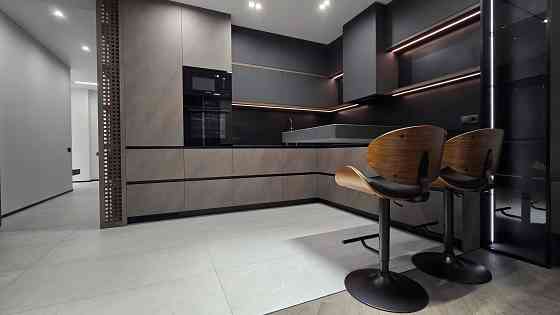 Продаж Квартира 2-кімнатна, 22/26 поверх на Михайла Бойчука вул., д. 41Б Kiev