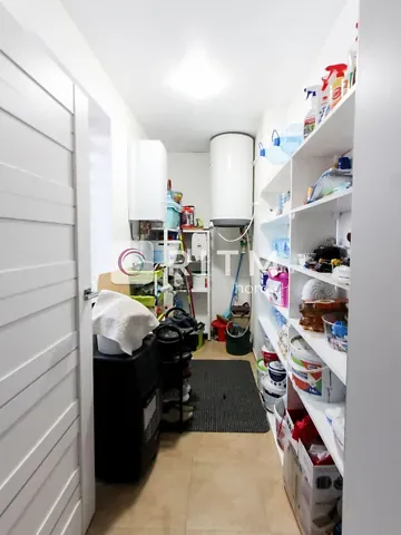 Продаж 2-поверховий   202 кв.м 4 кімн. на Спортивна вулиця 21 Луцьк - фото 3