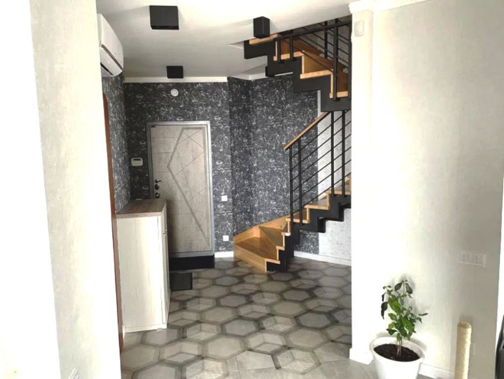 Двухуровневая квартира (пентхаус). Одесса - изображение 1