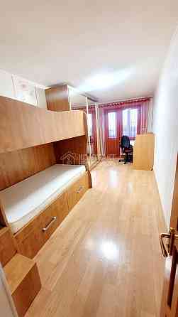 Оренда Квартира 3-кімнатна, 9/10 поверх на вул. Лева Ландау Kharkiv