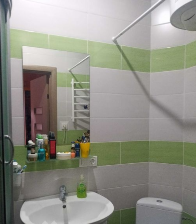 Квартира -студия в  новострое,  31м2 с качественным ремонтом и возможностью достроить мансарду Своя закрытая территория. Бесплатное паркоместо  Трансп Лиманка