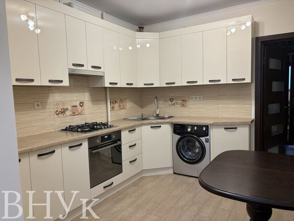 Продаж Квартира 1-кімнатна, 4/9 поверх на вул. Вовчинці / Потічна Івано-Франківськ - фото 1