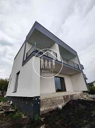 Продаж 2-поверховий Будинок з ділянкою 4 сот 176 кв.м  на Л. Українки Зубра