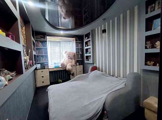 Продаж Квартира 2-кімнатна, 8/9 поверх на Желваковского ул., 6А Днепр