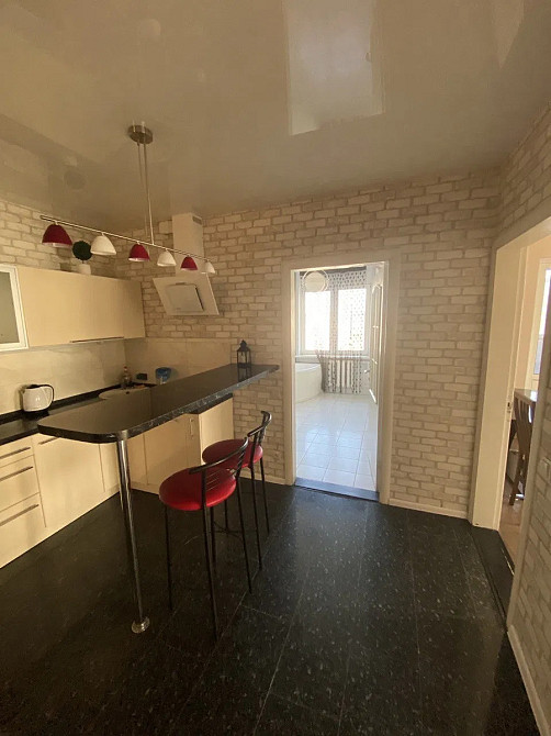 Оренда Квартира 2-кімнатна, 22/25 поверх на вул. Анни Ахматової, 28 Киев - изображение 4