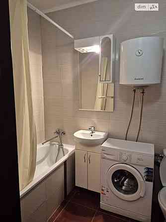 Оренда Квартира 1-кімнатна, 15/25 поверх на Урлівська, 23В Киев