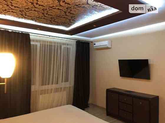 Оренда Квартира 2-кімнатна, 24/26 поверх на ул. Михаила Драгоманова, 6/1 Kiev