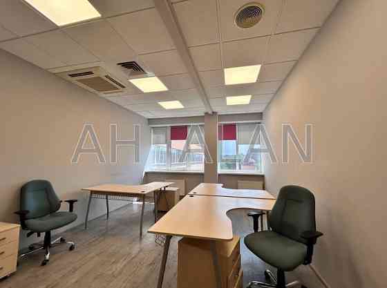 Оренда офісне приміщення на Польова вул., 24Д приміщень - 15, поверх - 4/9 Київ