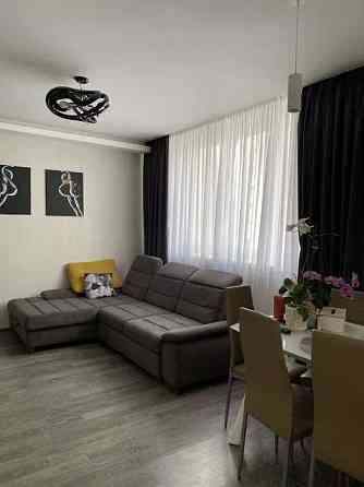 Оренда Квартира 3-кімнатна, 7/25 поверх на ул. Елены Пчилки Kiev