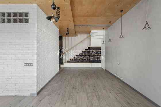 Продаж Квартира 3-кімнатна, 5/5 поверх на вул. Дмитрівська Kharkiv