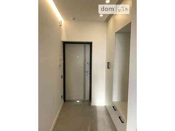 Оренда Квартира 1-кімнатна, 21/25 поверх на пр. Соборности, 30 Київ