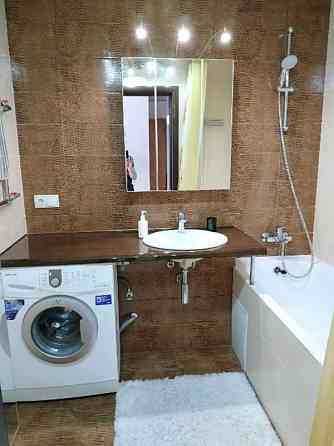 Оренда Квартира 2-кімнатна, 11/25 поверх на ул. Юрия Шумского, 3г Київ