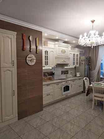 3-х комнатная квартира в новом доме на улице Тенистой. Одеса