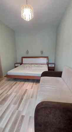 Продаж Квартира 2-кімнатна, 6/9 поверх на вул. Тракторобудівників Kharkiv