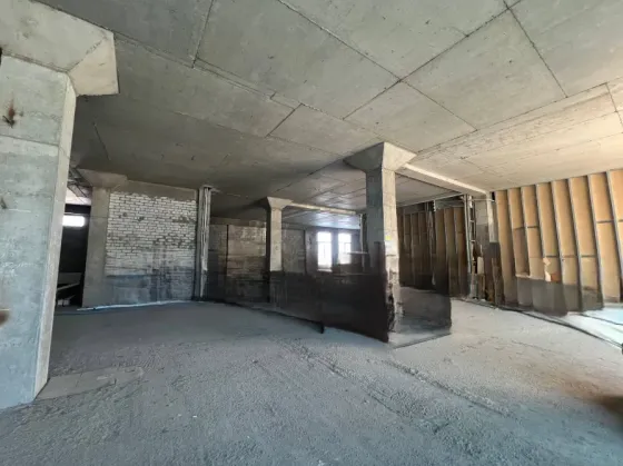 For sale Free Purpose Premises area 1200 sq.m  at Рпдистів 5 Dnipro