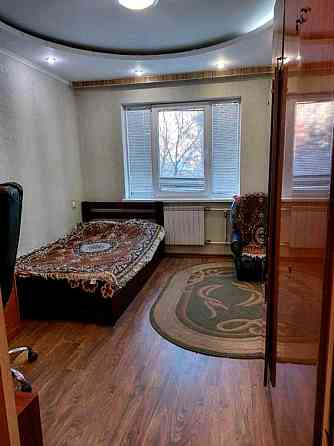 Продаж Квартира 3-кімнатна, 4/14 поверх на Глушкова Академіка вул., д. 61 Київ