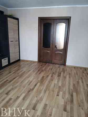 Продаж Квартира 4-кімнатна, 4/9 поверх на Соборності Луцьк