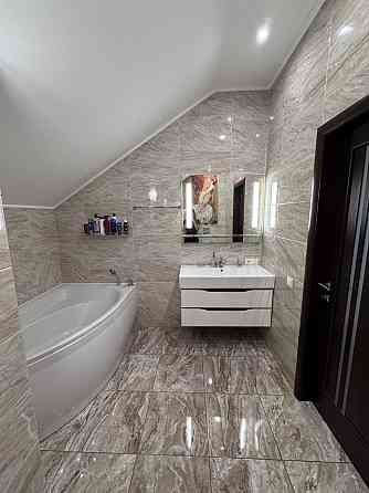 Продаж 2-поверховий Будинок з ділянкою 11 сот 185 кв.м 6 кімн. на провулок 2-й Вячеслава Липинського Zhytomyr