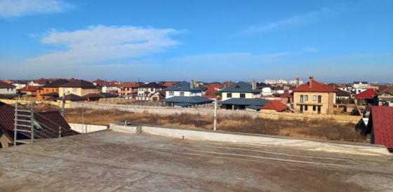 Продам дом на 4 сотках земли, Червоный хутор Лиманка