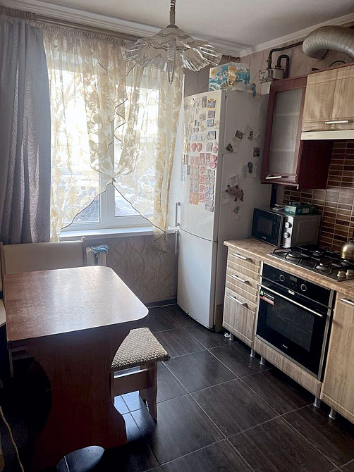 Продаж Квартира 3-кімнатна, 1/10 поверх на Мира пр., 6 Дніпро - фото 1