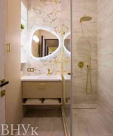 Продаж Квартира 3-кімнатна, 1/3 поверх Ужгород