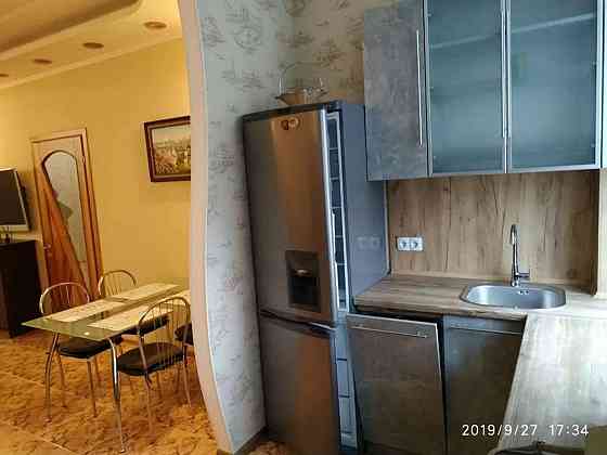 Оренда Квартира 3-кімнатна, 9/23 поверх на бул. Леси Украинки Киев