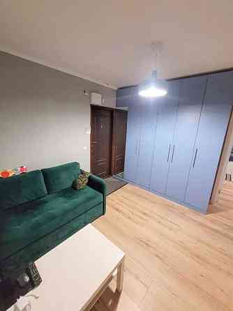 Продаж Квартира 2-кімнатна, 17/25 поверх на Науки вул., д. 60 Київ