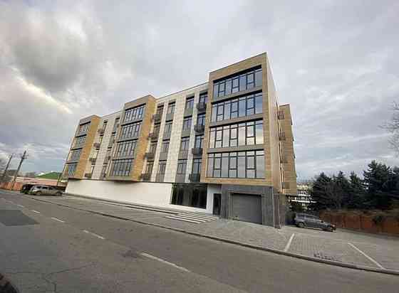 Продаж Квартира 2-кімнатна, 2/5 поверх на Проспект Чорноморський Одеса