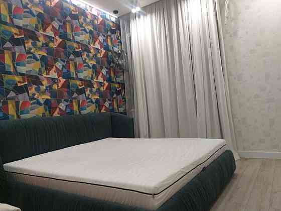 Продаж Квартира 3-кімнатна, 3/24 поверх на Василя Тютюнника вул. (Анрі Барбюса), 37 Kiev