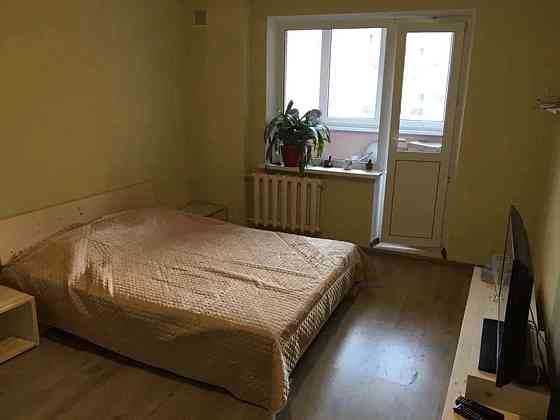 Оренда Квартира 1-кімнатна, 6/18 поверх на ул. Вишняковская Kiev