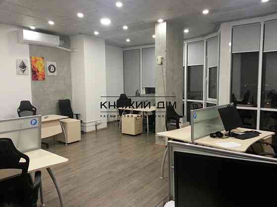 Оренда офісне приміщення на вул. Драгомирова Михаила ул./Андрія Верхогляда поверх - 22/24 Київ