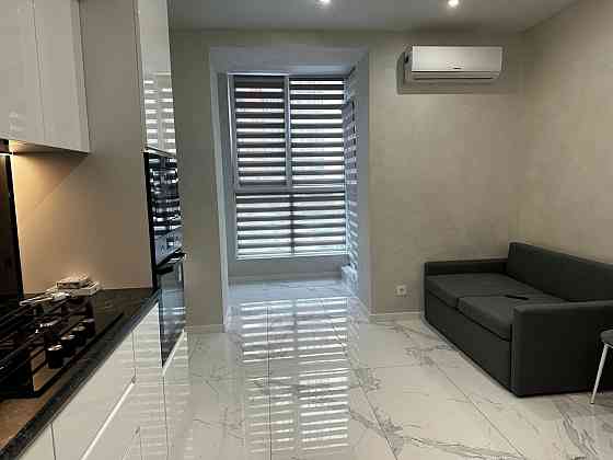 Продаж Квартира 1-кімнатна, 2/10 поверх на Семейная, 5 Дніпро