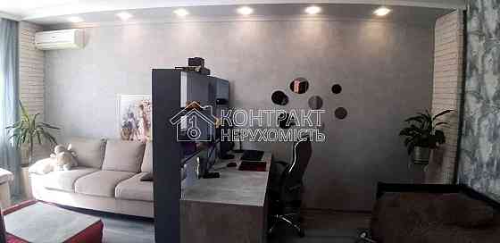 Продаж Квартира 3-кімнатна, 8/9 поверх на вул. Ювілейний Харьков