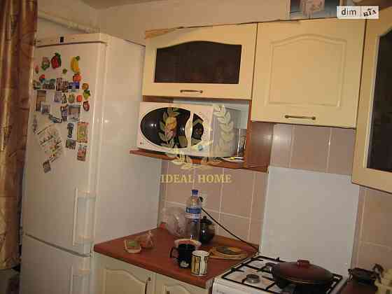 Продаж Квартира 3-кімнатна на Каунасская ул., 16/1 Kiev