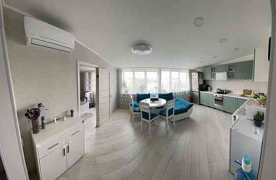 Продаж Квартира 3-кімнатна, 10/10 поверх на Федьковича вул., 88 Івано-Франківськ